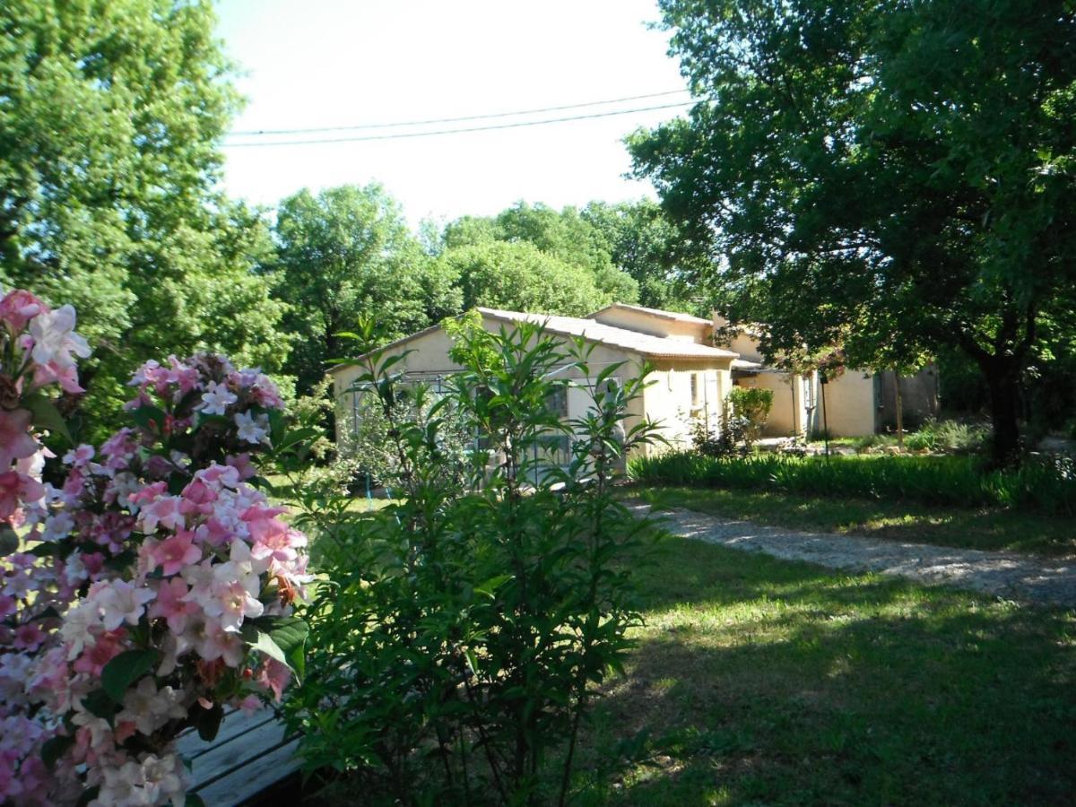 Les Gites De L'Arbousier Quissac  Exterior foto