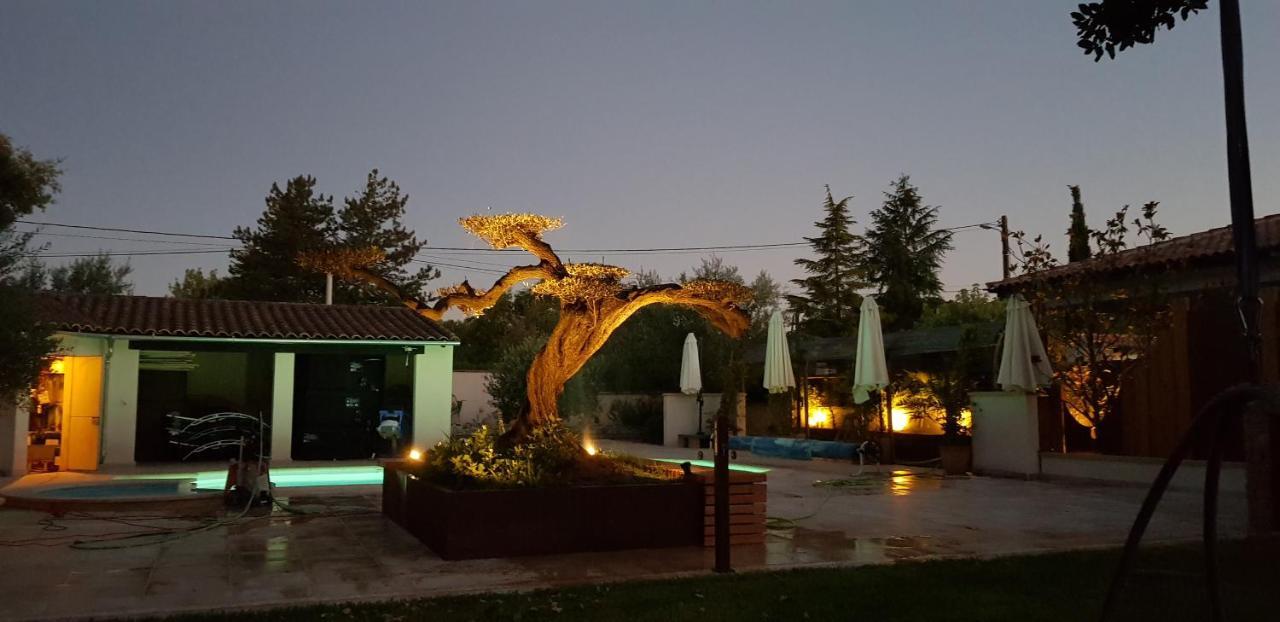 Les Gites De L'Arbousier Quissac  Exterior foto